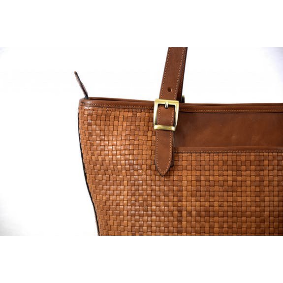 Sac femme en cuir longueur 33 cm x hauteur 23 cm