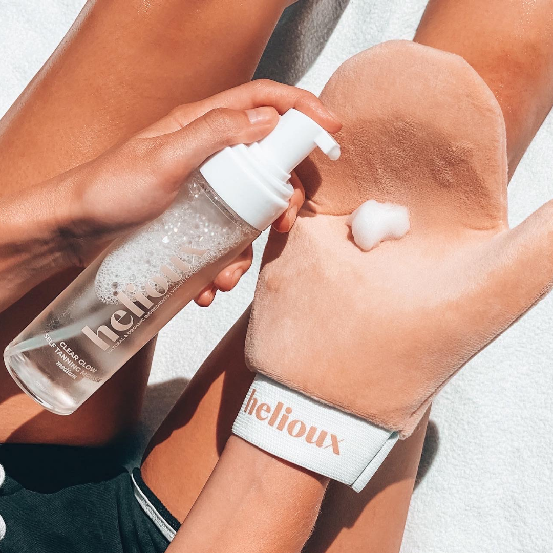 HELIOUX® CLEAR GLOW MOUSSE AUTOBRONCEADOR OSCURO