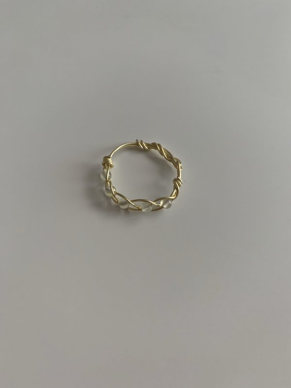 WHITE JADE STONE. ring