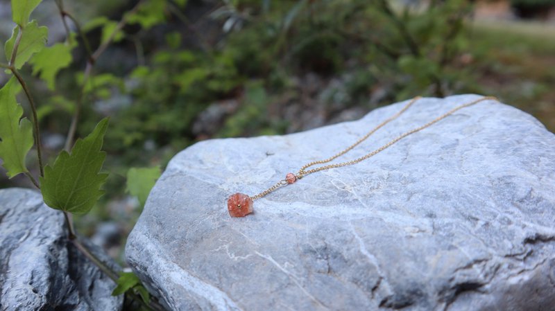 Kuna Yala Sunstone