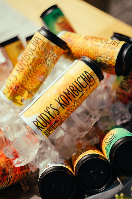 Rudys Raw Ananas & Peach Kombucha (24x330ml)