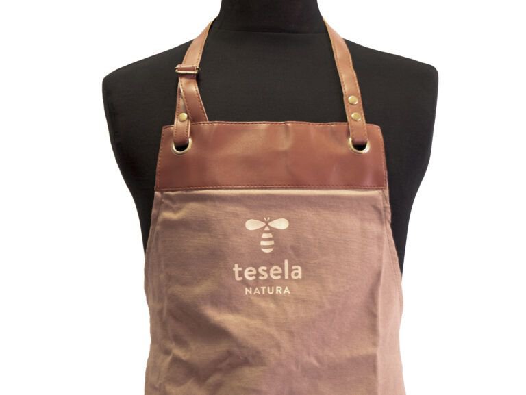 Salts and spices kit with apron