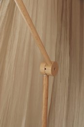 Mobiler Arm für Babys aus Holz