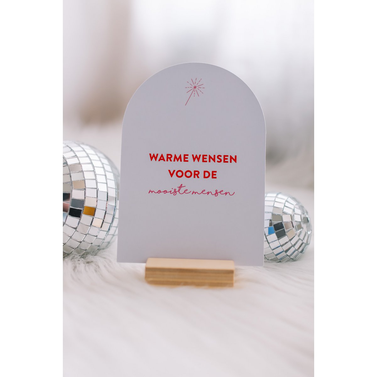 Warm wishes red