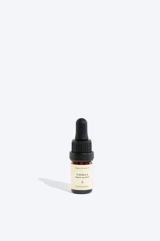 VANILLA essential oil