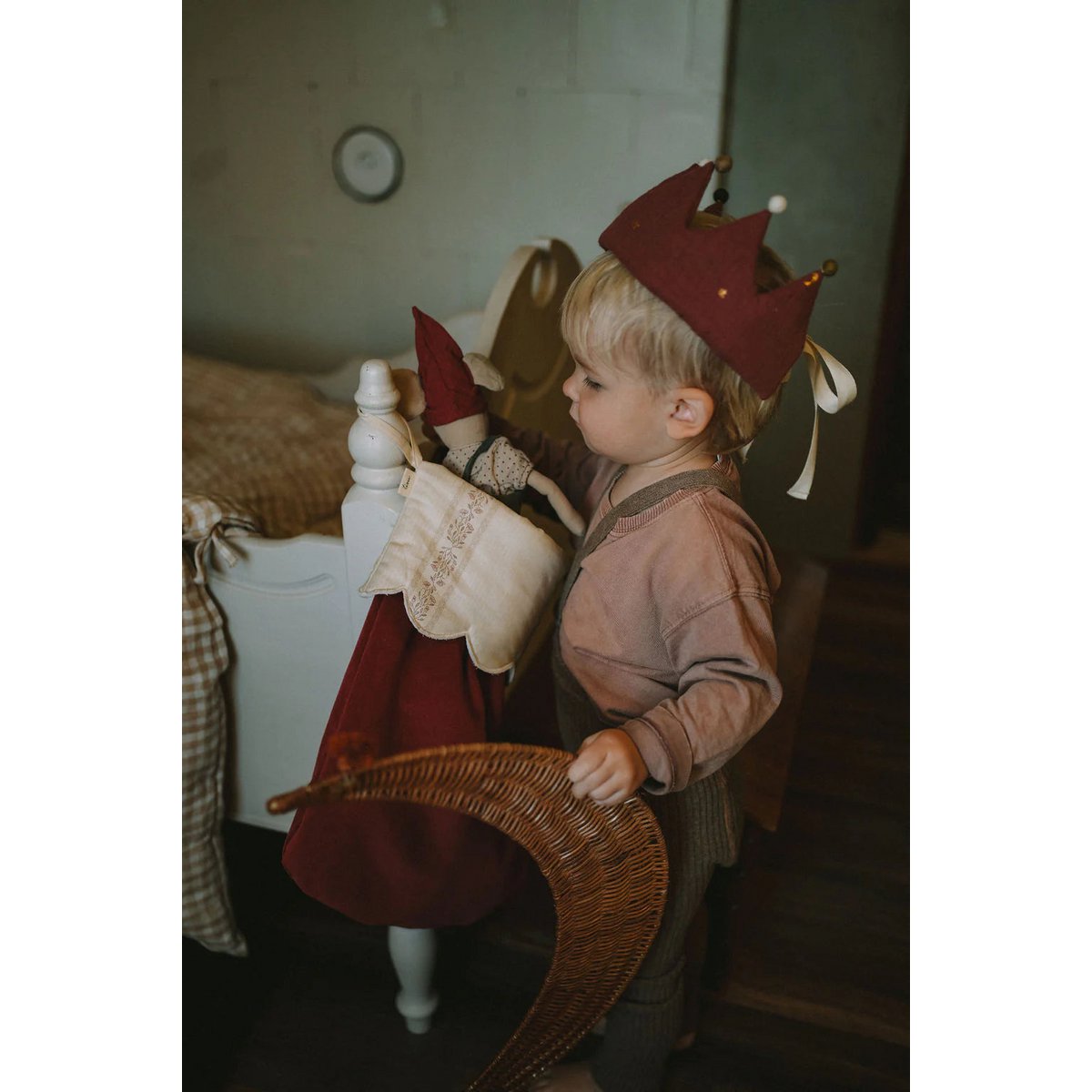 TISU children's crown, Rouge