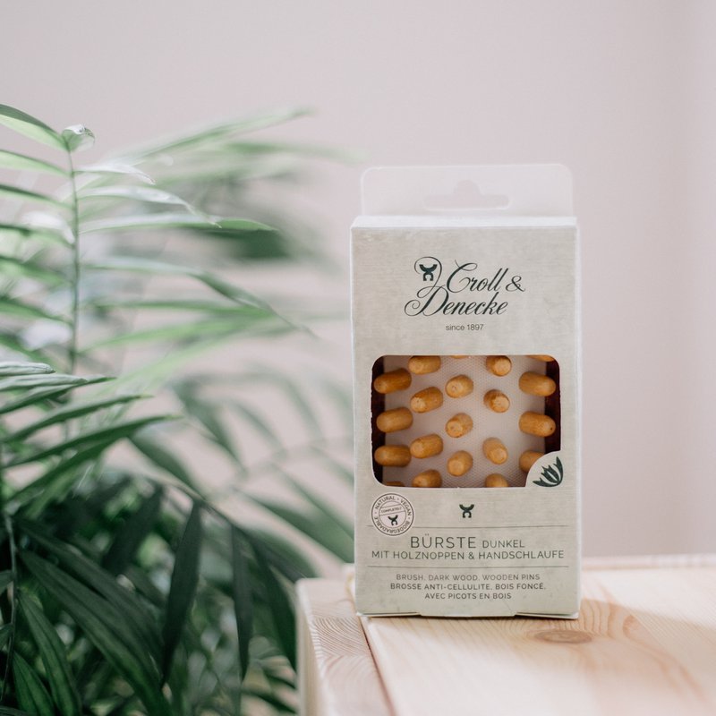 Cellulite massage brush