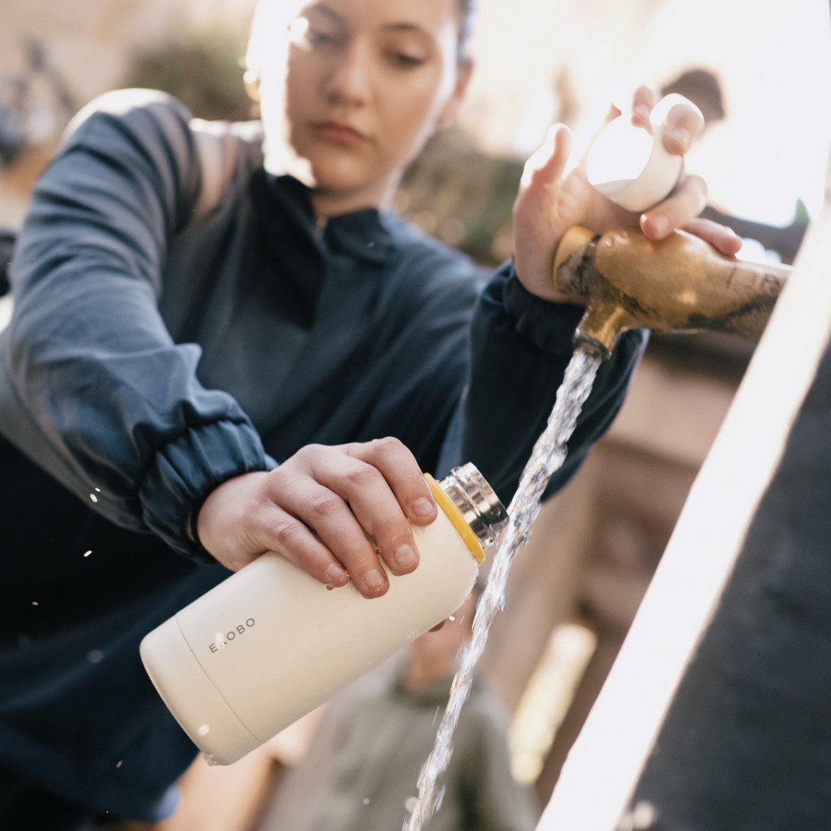 ISOLIERTE WIEDERVERWENDBARE FLASCHE 350ML - ELFENBEIN