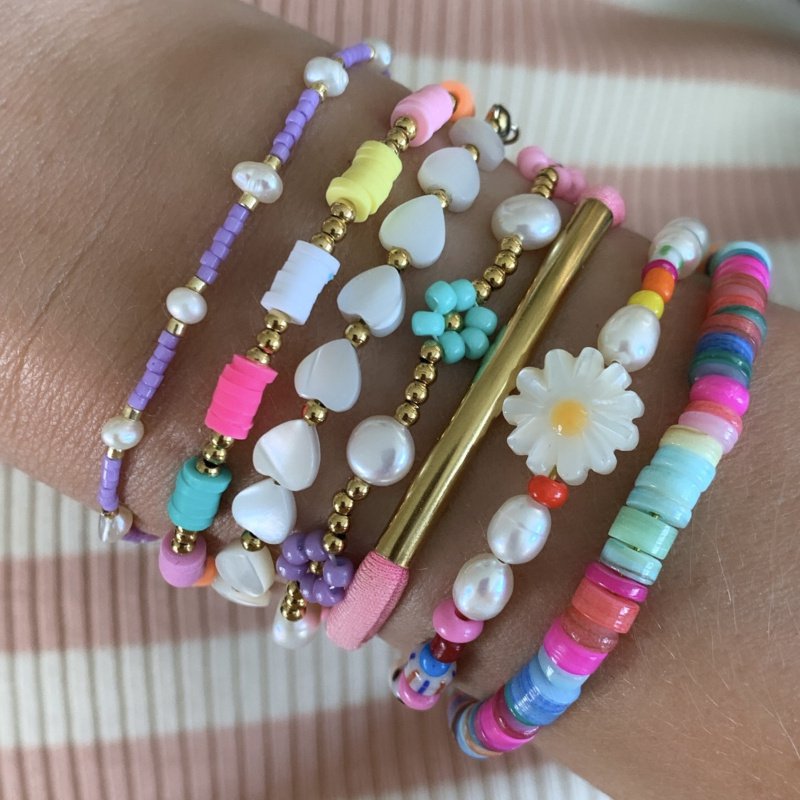 Bracelet | Mu|ticolor shell beads