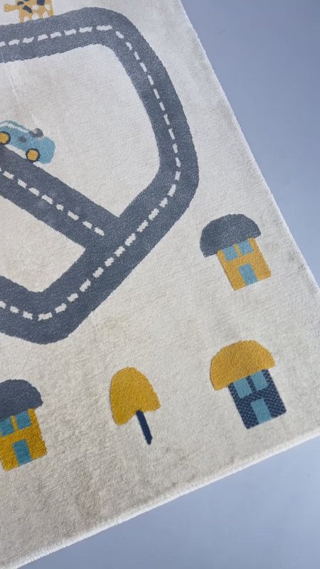 Tapis enfant à poils ras doux CIRCUIT