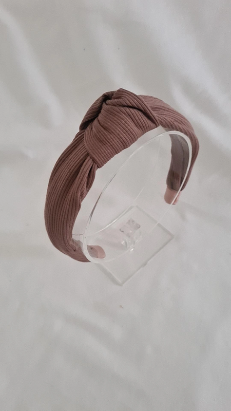 Ribbet knude HHB Pink