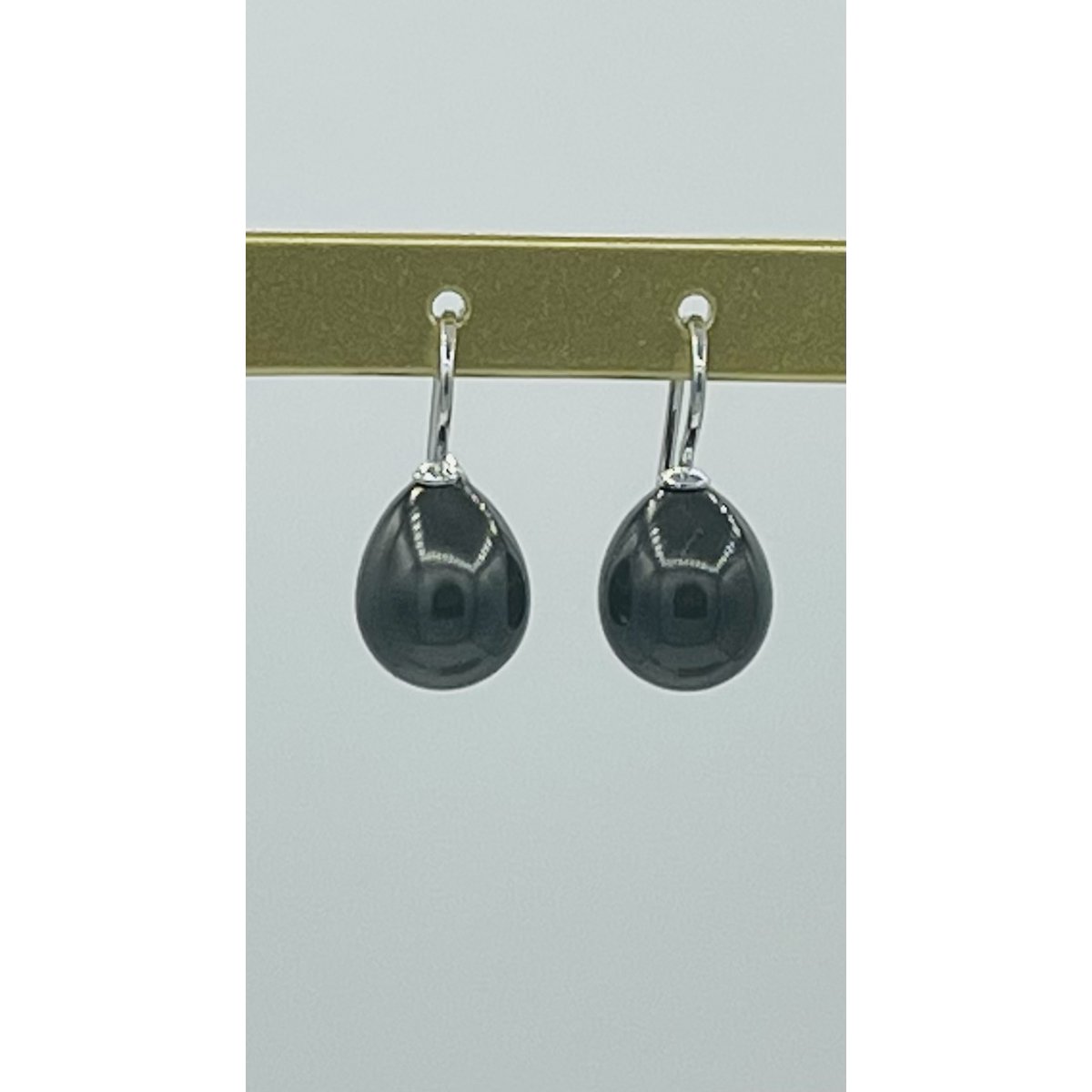 Parel oorbellen klassiek pearl black