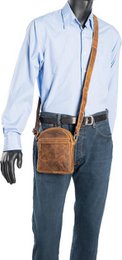 Borsa a tracolla a tracolla in pelle di bufalo colorata di cognac per uomini di arrigo - elegante copia della borsa