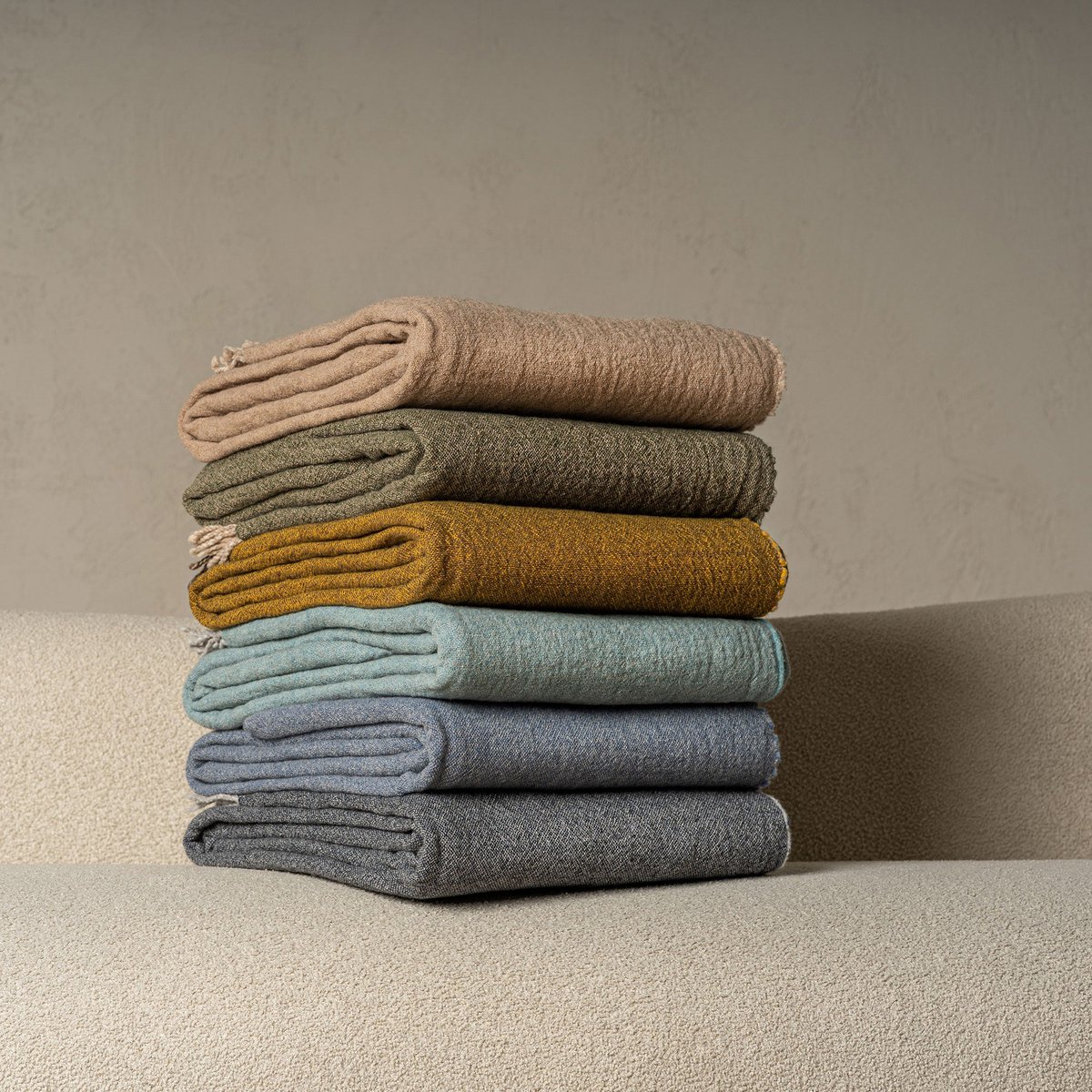 Extra Fine Virgin Merino Wool Blanket Budapest