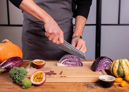 Cuchillo - Bunka Santoku con Saya de bambú y caja de bambú - Hoja de 170 mm