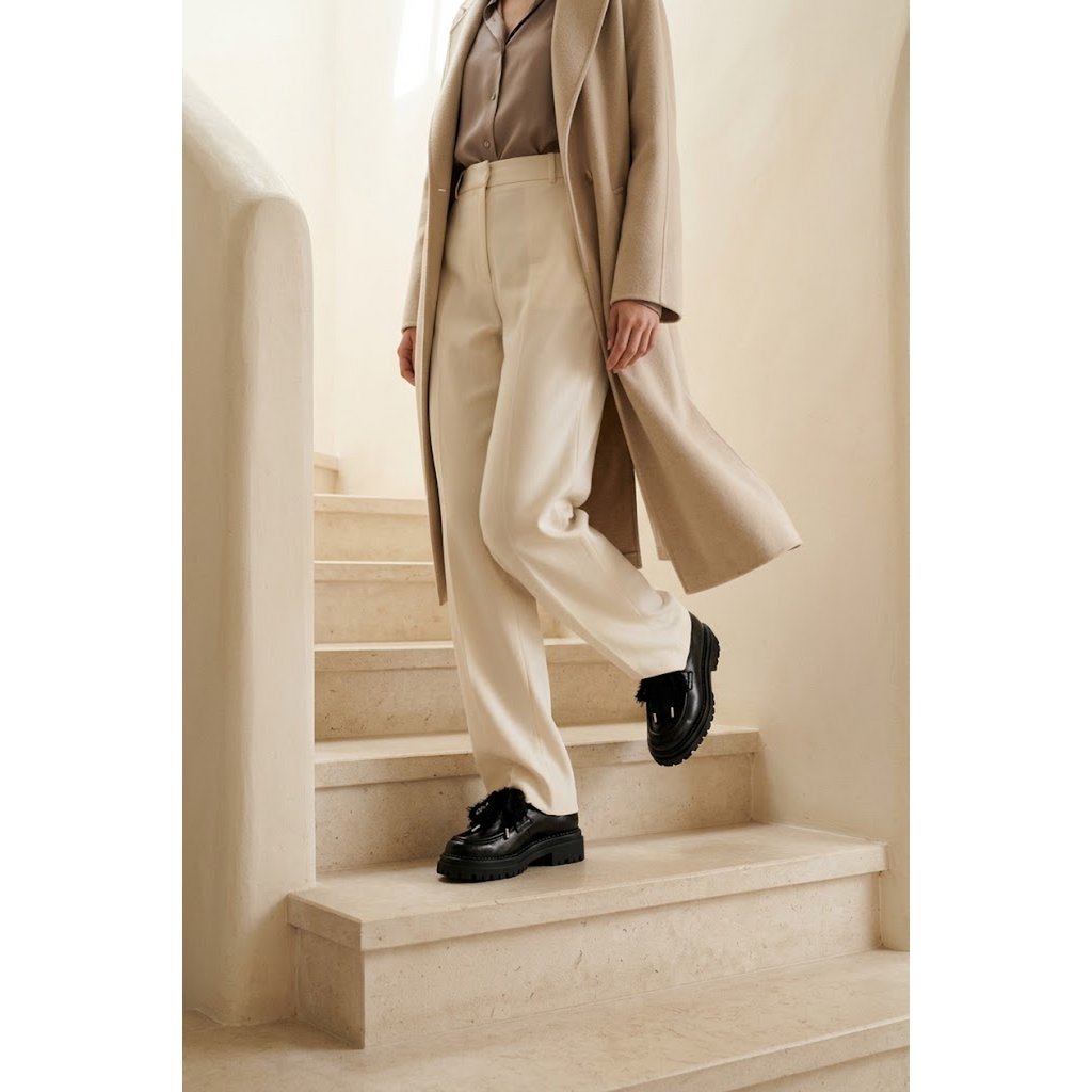 ODDA ALIAS BLACK – Grobe Leder-Loafer mit Plateausohle