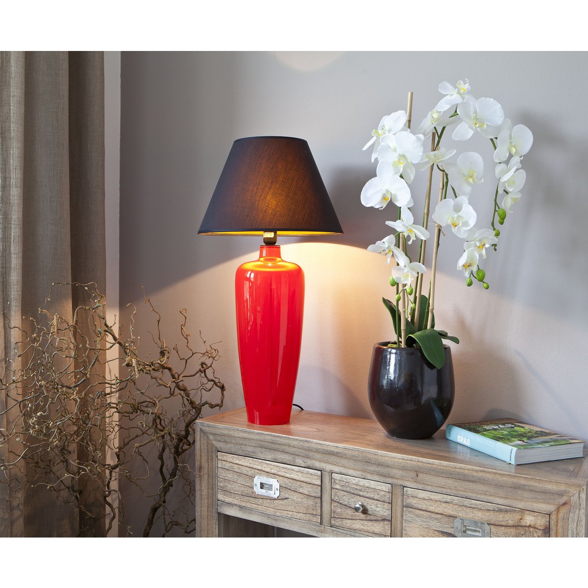 Tischlampe Glas rot schmal mit Lampenschirm schwarz