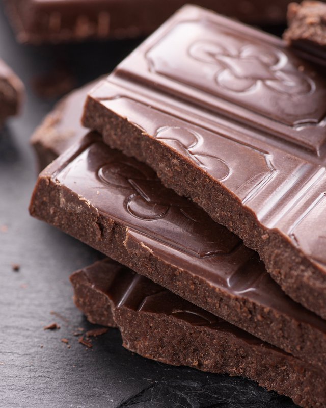 Creamy coconut milk chocolate with no added sugar | 80g