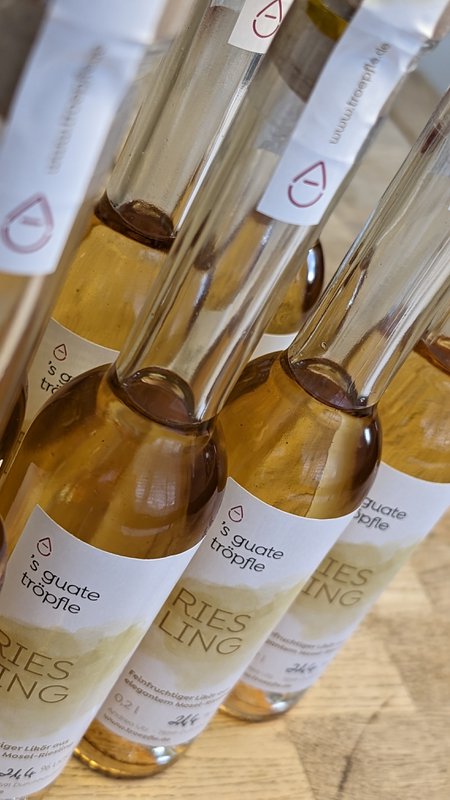 Riesling wine liqueur 21.4% vol. 200ml