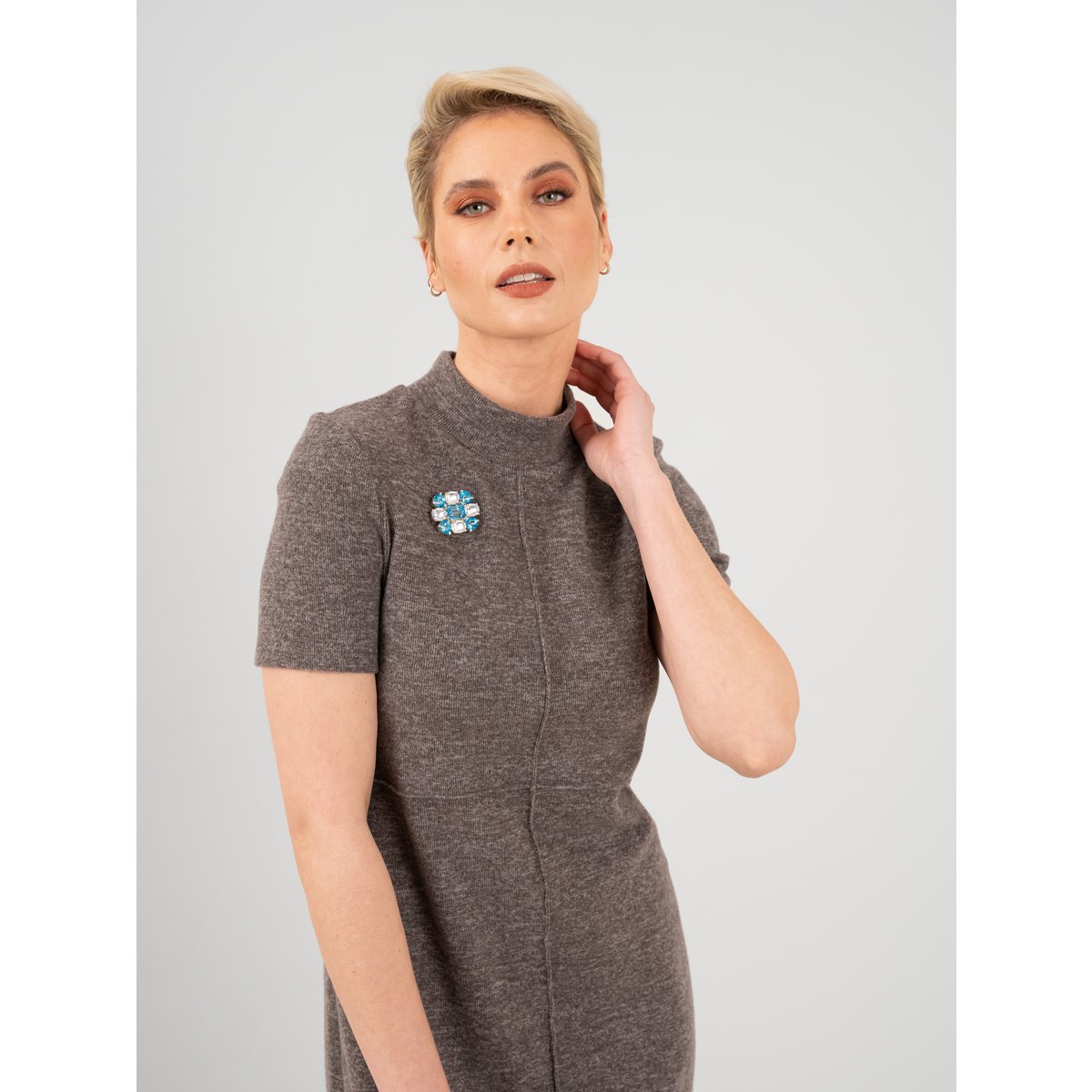 Broche Vega