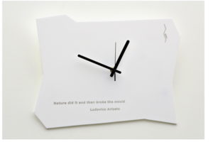 Die große weiße Uhr