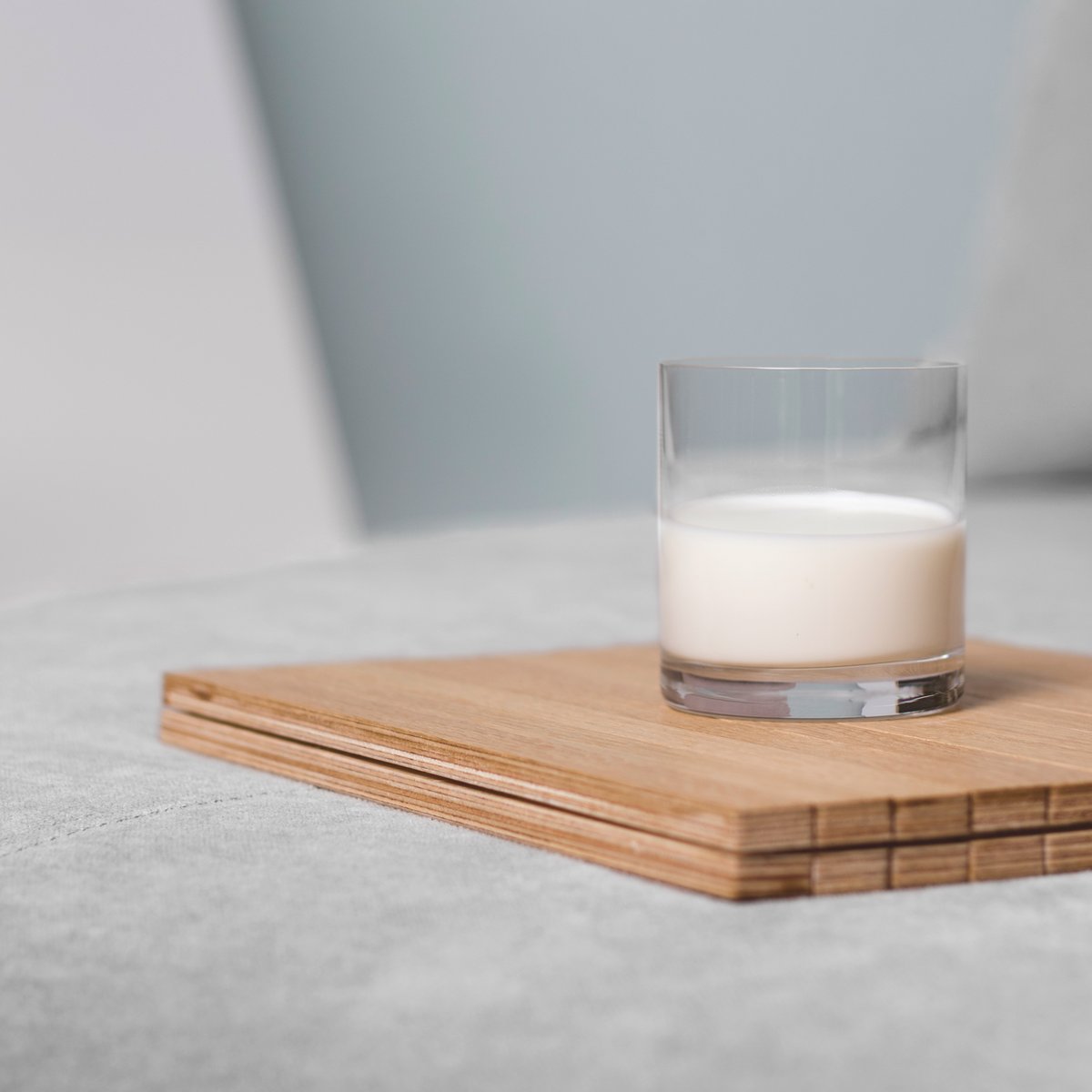 bakke, der tager form som armen på din sofa eller af de fleste ustabile overflader - DETRAY OAK