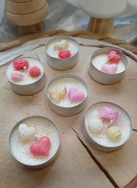 Love Tea light candles (pack 6)
