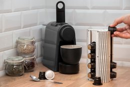 Krea-Wood handmade coffee capsule holder for Nespresso compatible capsules, in vintage white colour