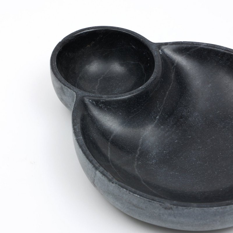 Sort natursten to rum serveringsskål