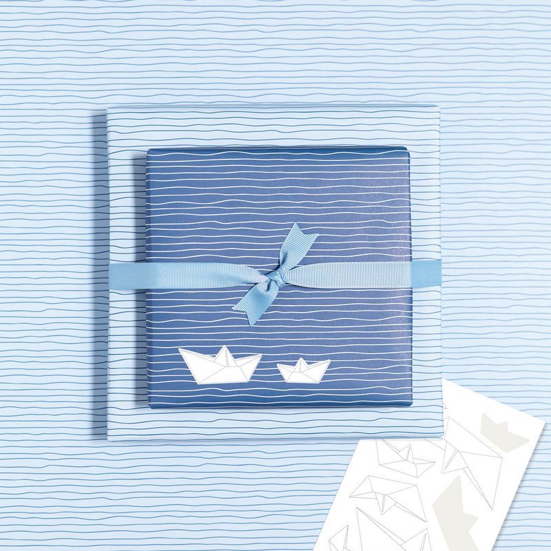 Carta da avvolgimento blu con motivo ad onde - carta da avvolgimento marittima per battesimo, comunione e conferma, acqua di avvolgimento dell'acqua