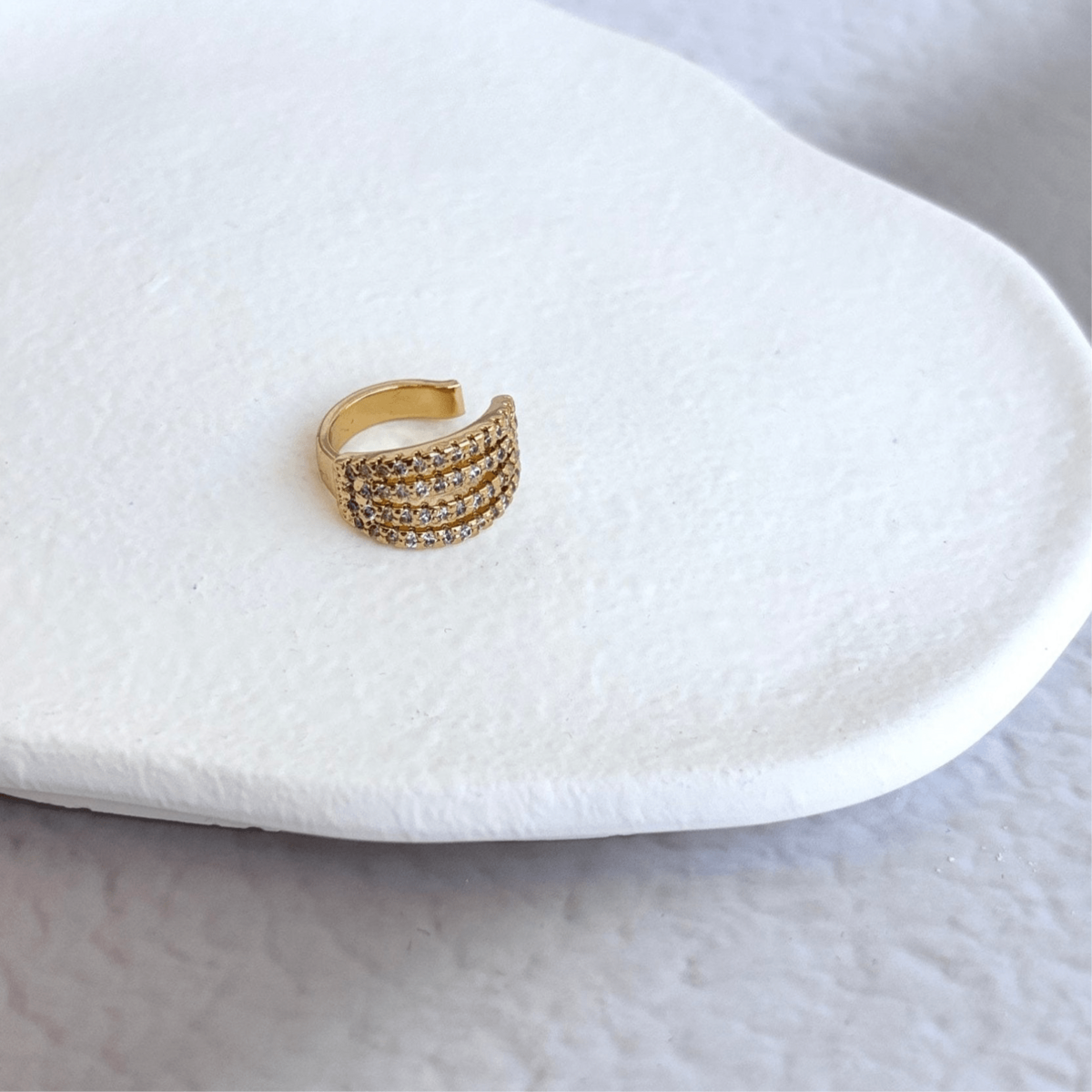 Bold Spark Ear Cuff - Polsino per orecchio con zirconi placcato oro