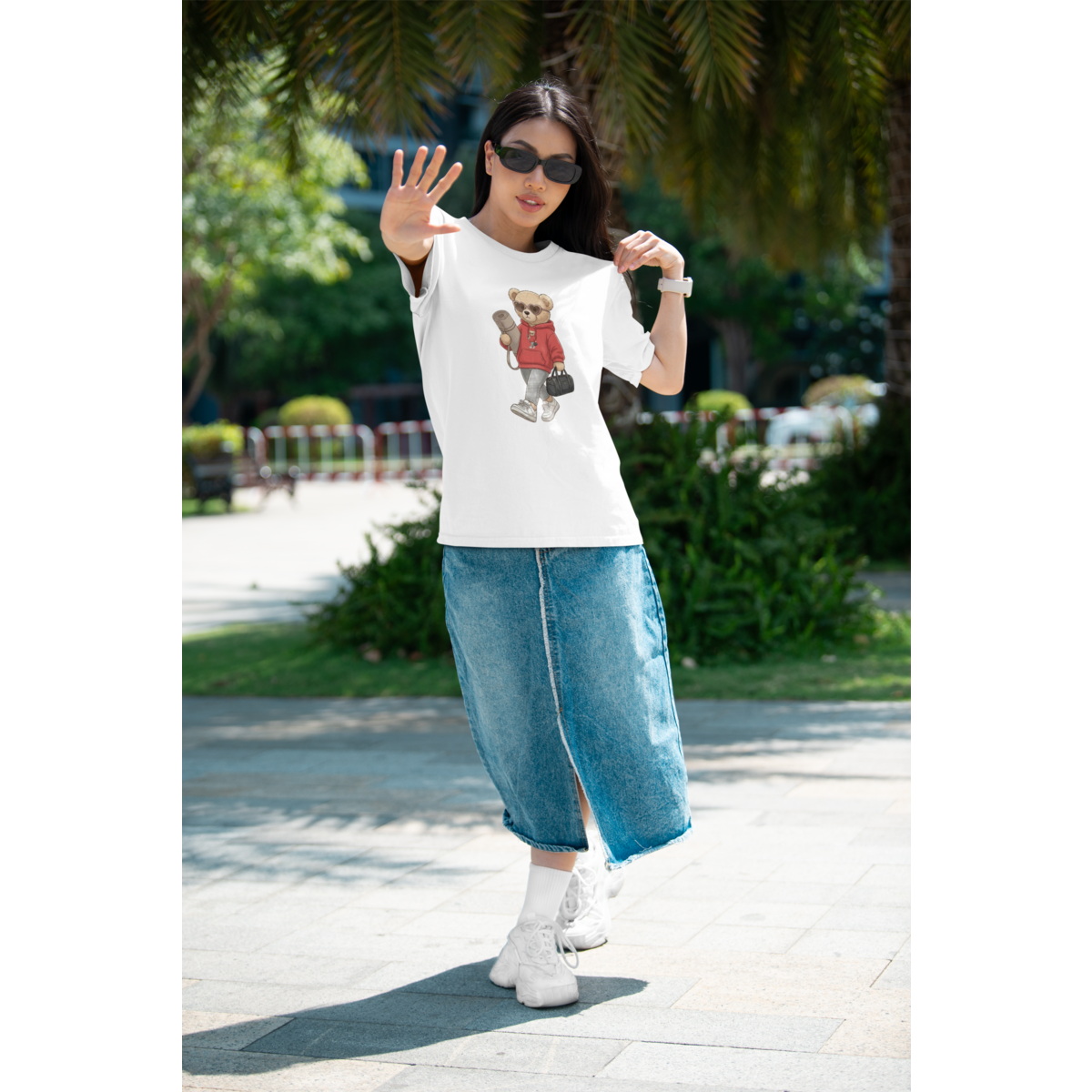 Oversized T-Shirt Yoga Girl Bear
