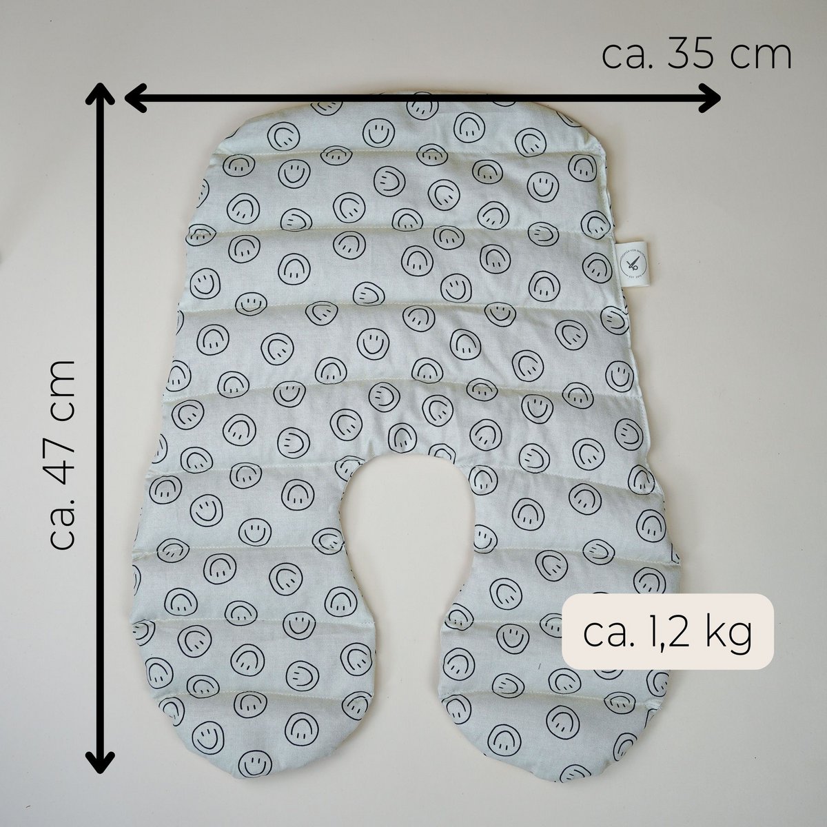Gespeld kussen voor nek gemaakt van katoen - smiley