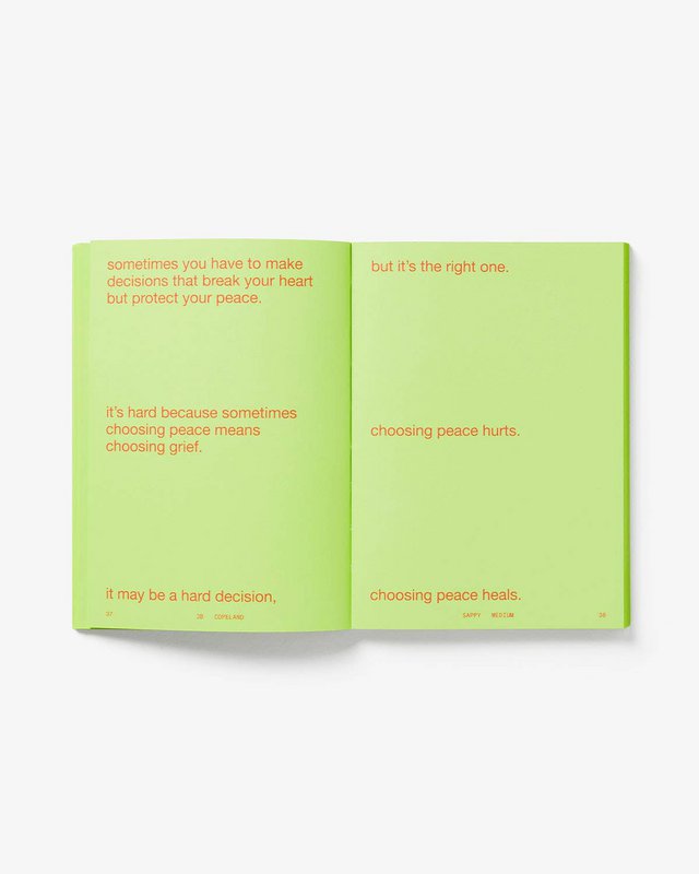 Sappy Medium Book door JB Copeland | Korte geschriften over het leven