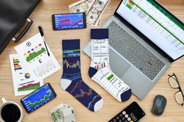 Finanzsocken | Socken für Investoren – lässige, unpassende Socken