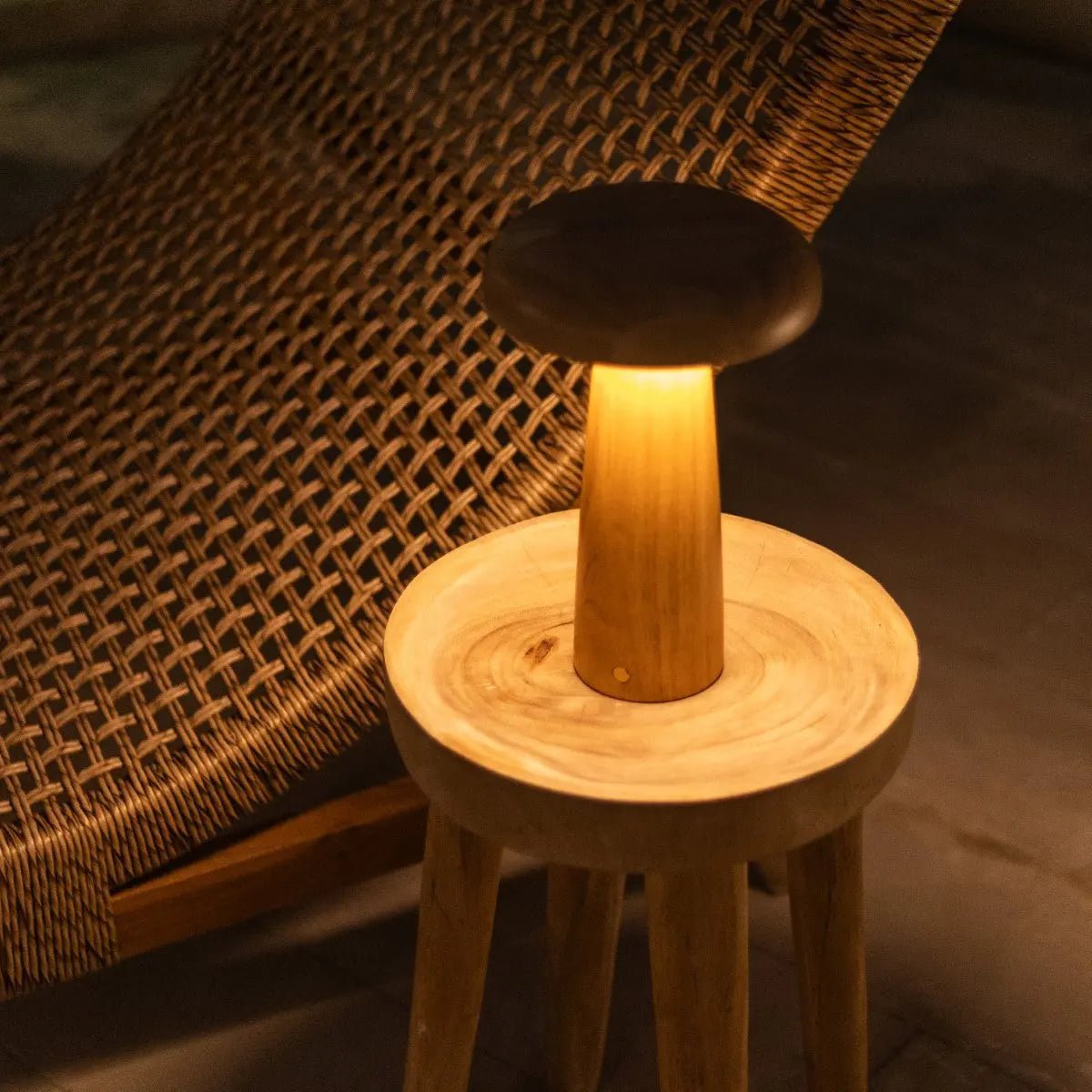 Lampe de table rechargeable en bois marron clair Lennart