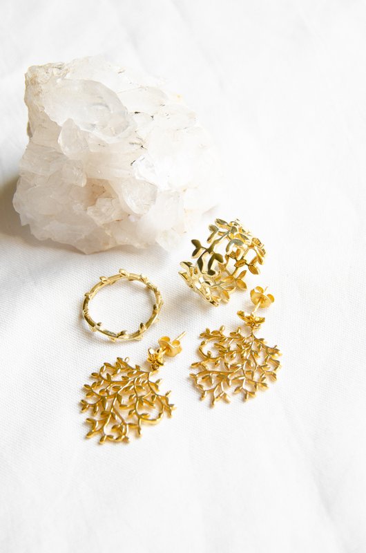 Nyssa tree earring gold