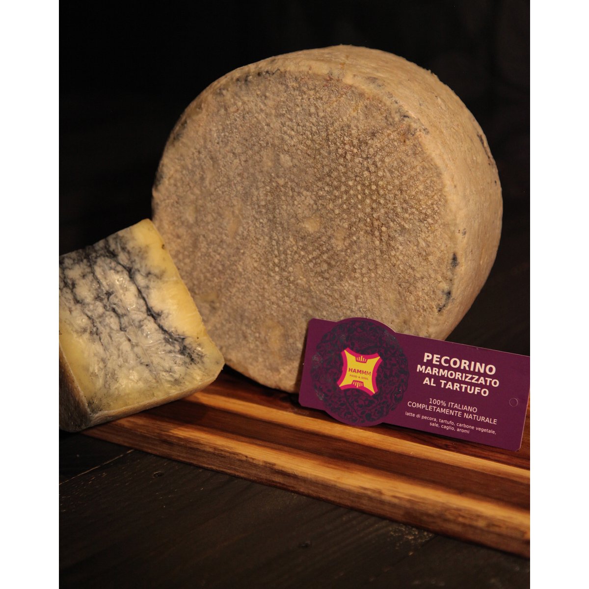 🇬🇧 Pecorino marmoriert mit Trüffeln – handwerklich hergestellter Käse, verfeinert mit Trüffeln