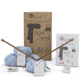 NEEDLE IT® Kit de Tejer para Adultos Principiantes Completo con Agujas de Tejer - Bufanda de Lana para Tejer DIY - Idea de Regalo (Azul Cielo)