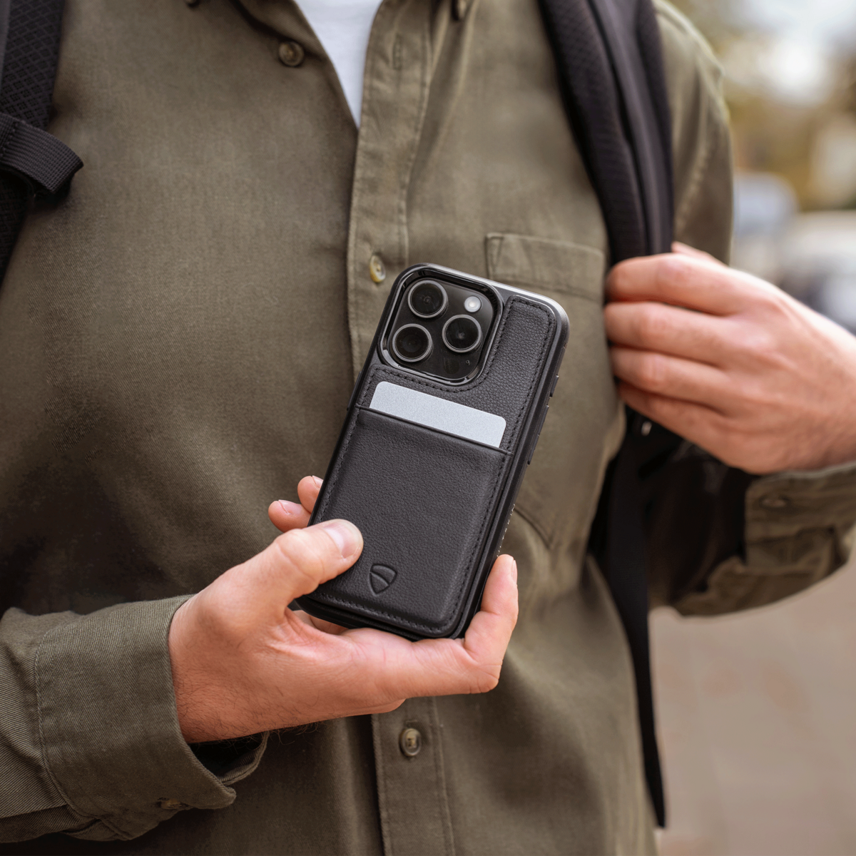 Etui-portfel ETON do iPhone'a 16 Pro