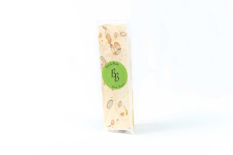 Nougat med honning, mandler og pistacienødder (100 g bar)