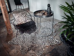 Leo-Teppich_Leopard