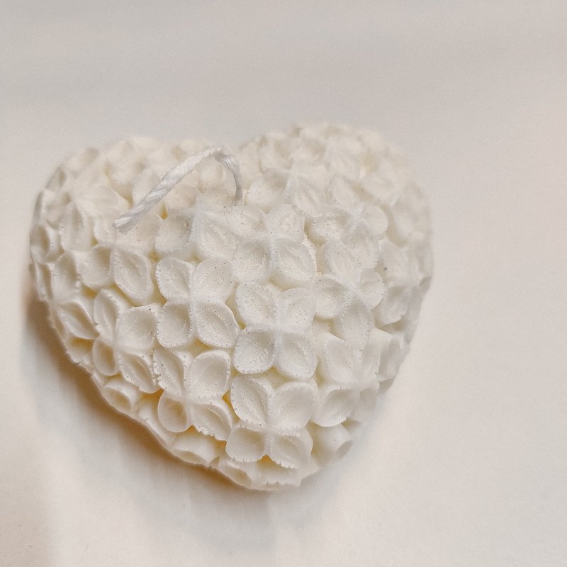 Flower Heart candle - Heart shaped candle with flowers