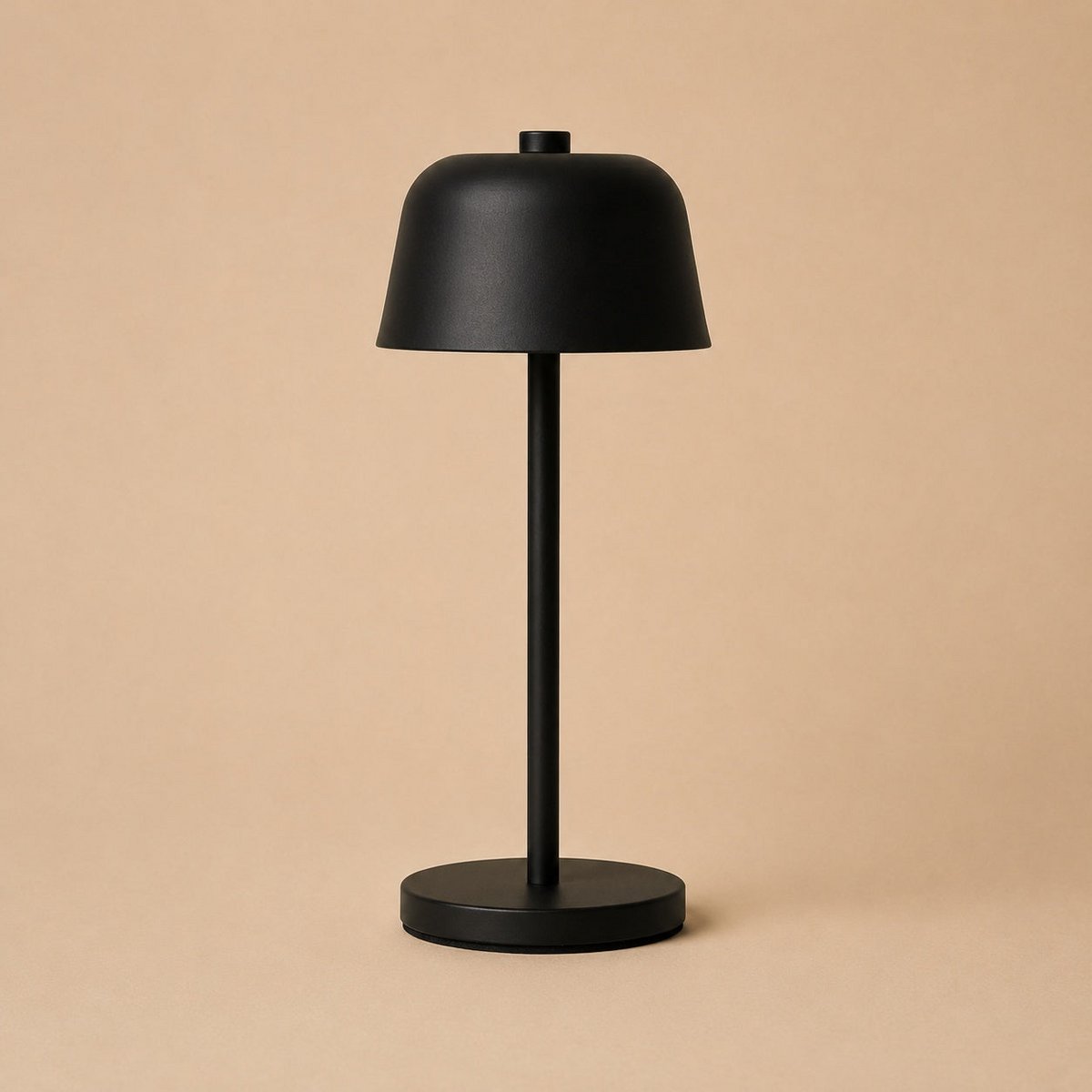 Lampada da tavolo ricaricabile Anton nera