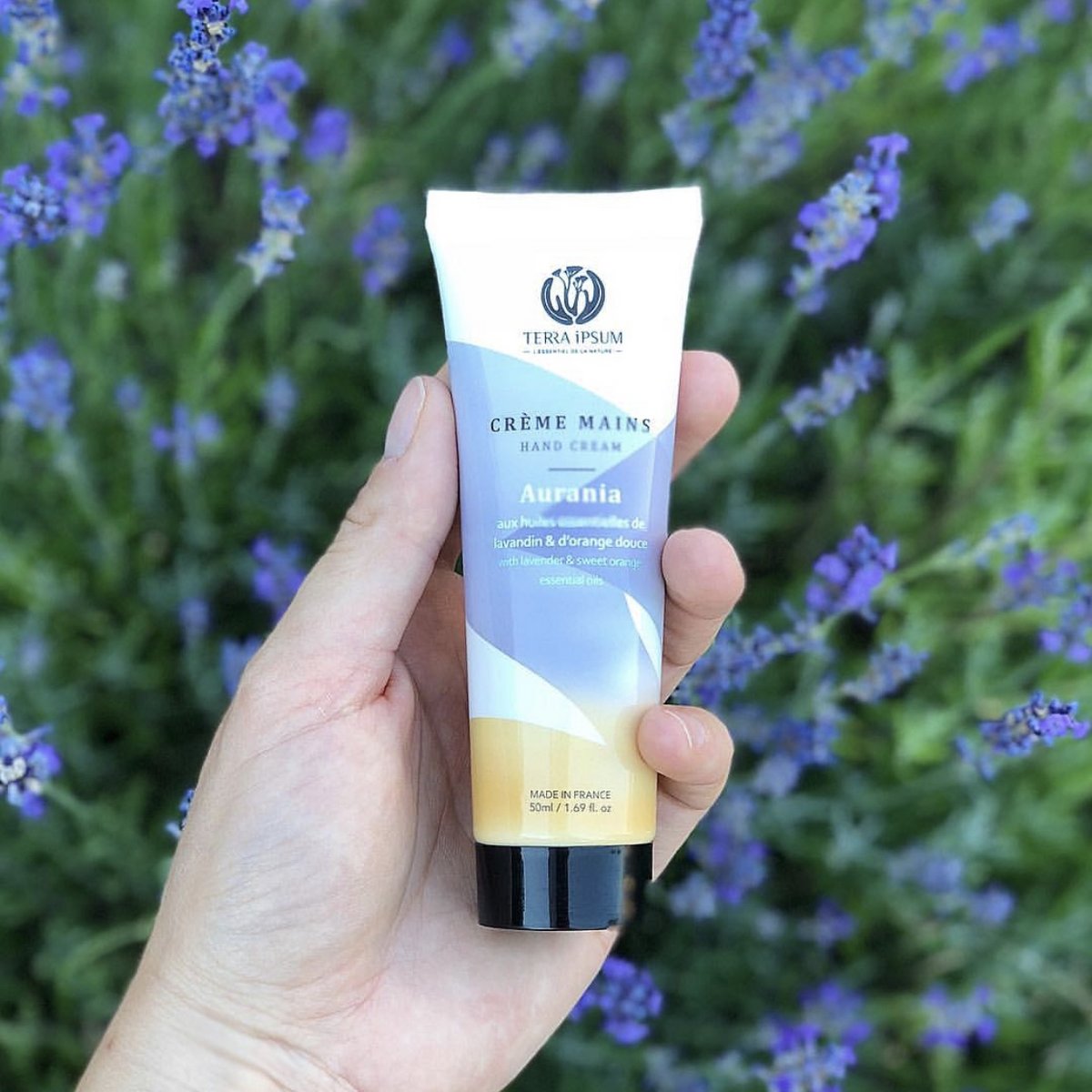 Crema de manos Herbal Smoothness - Camelia, pepino y manteca de karité
