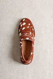 EMILIA BAMBY – Loafers met ponyhaar en dierenprint