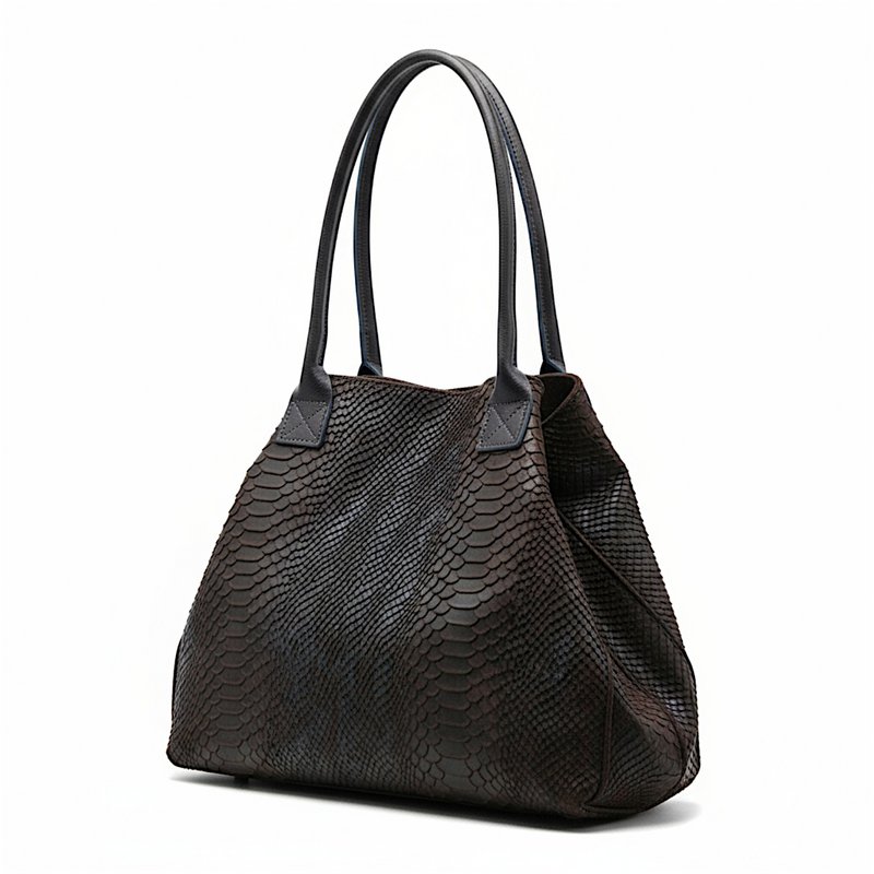 LOLA – Sac en cuir italien embossé python – Chocolate