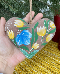 Hand made cocoa scented "Heart with blue and yellow flowers "