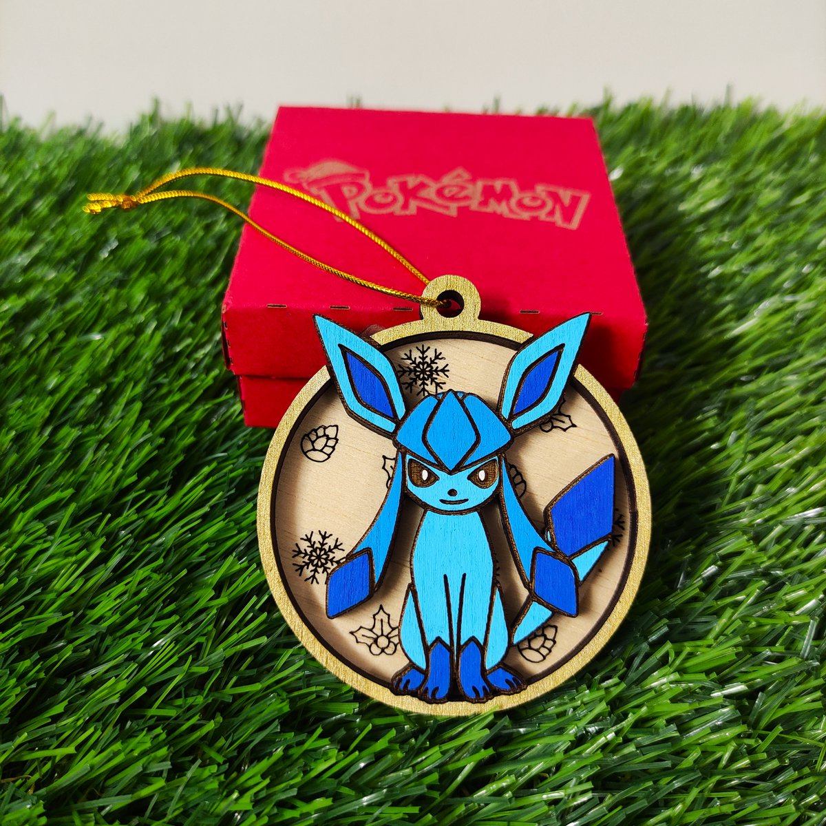 Set aus 9 hölzernen Pokémon-Weihnachtsornamenten, Evoli, buntes Geek-Geschenk, Weihnachtsbaumschmuck, Heimdekoration, umweltfreundliche Weihnachtsdekoration
