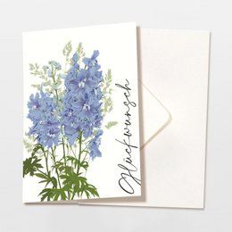 Folded card with envelope, congratulations, vase with bouquet of flowers, FSC certified. Floral arrangement in a vase with green leaves and white flowers.